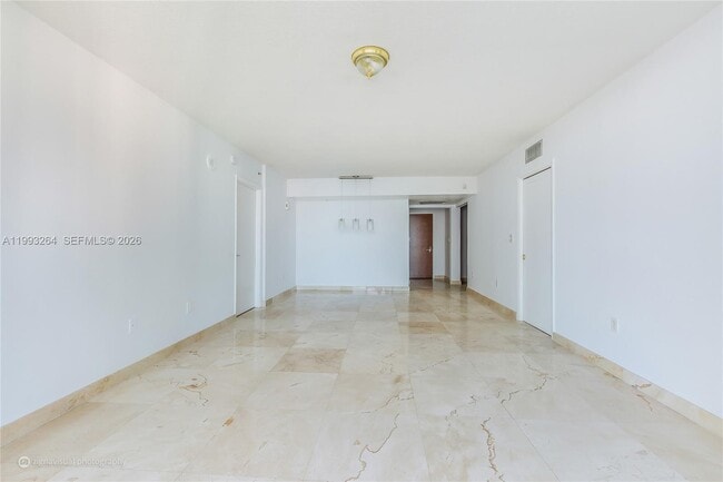 Photo - 31 SE 5th St Unit 2708