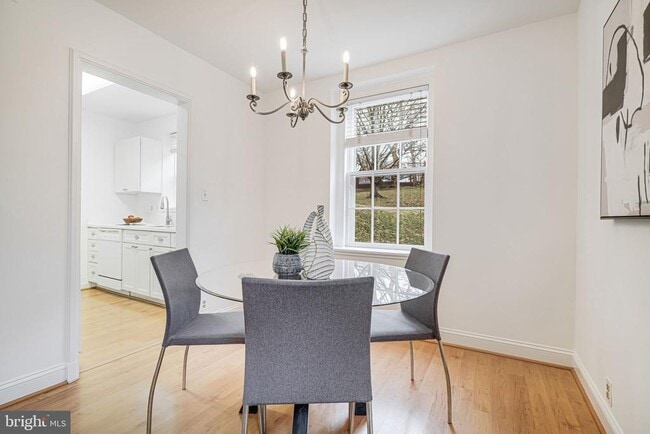 Photo - 3701 39th St NW Unidad A181