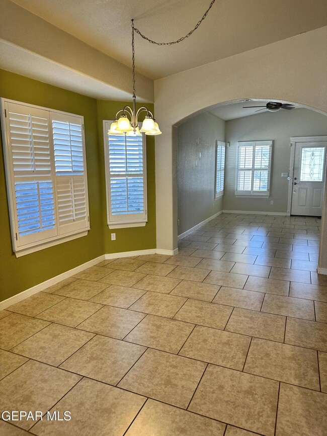 Photo - 5429 Francisco Roque Dr