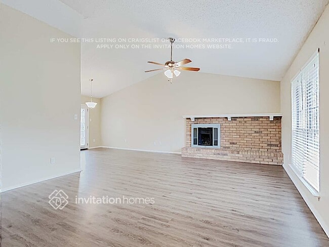 Photo - 503 Thorn Wood Dr