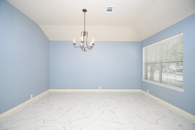 Photo - 6003 Baldwin Elm St
