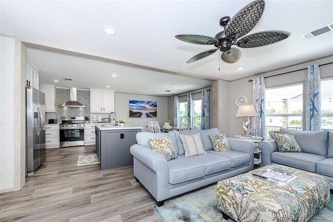 Photo - 3118 Bayberry Ave