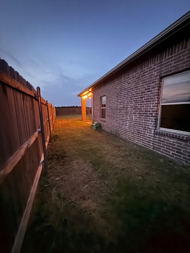 Photo - 524 Wood Dr