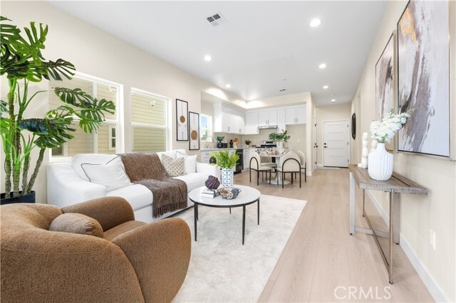 650 W Grand Ave