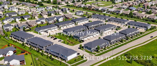 Building Photo - 2340 SE Sydney Ln