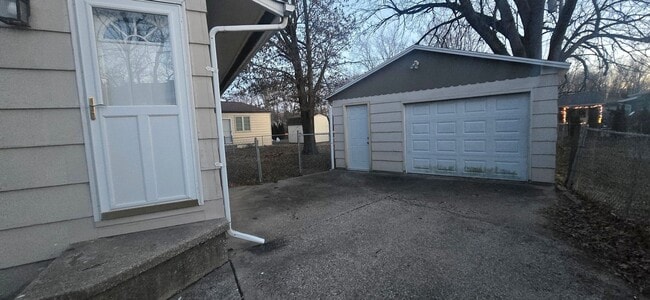 Photo - North End! 3 bed, 1 bath