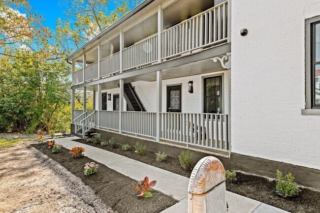 5234 Madison Pike