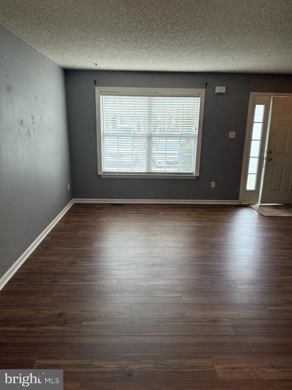 Photo - 3002 Creekside Ct