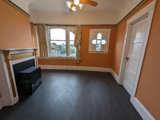 Photo - 1985 Ashby Ave Unit 5