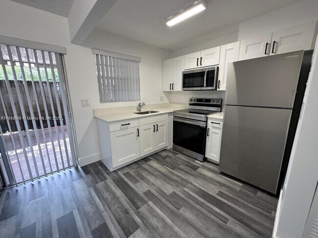 Photo - 7510 SW 152nd Ave