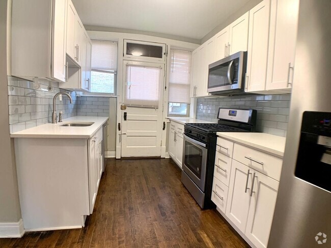 Building Photo - 2 bedroom 1 bathroom condo for rent!!!!!