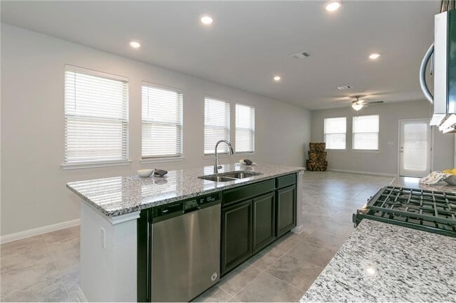 Photo - 108 Otella St