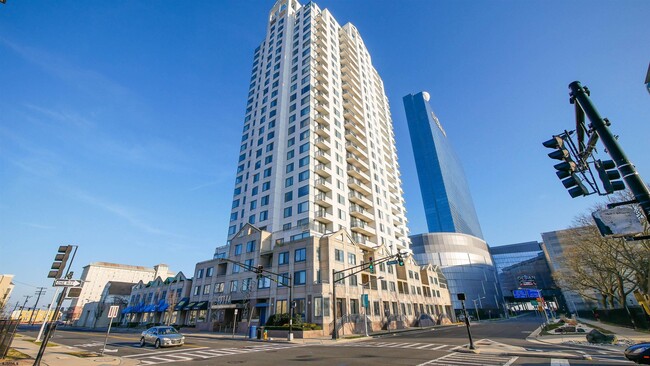Building Photo - 526 Pacific Ave Unit 806 Rental
