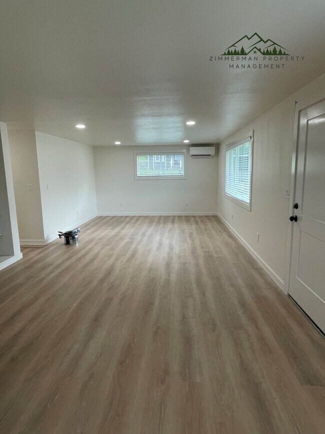 Photo - UPDATED 2 Bedroom, 1 Bathroom Home in Lowell