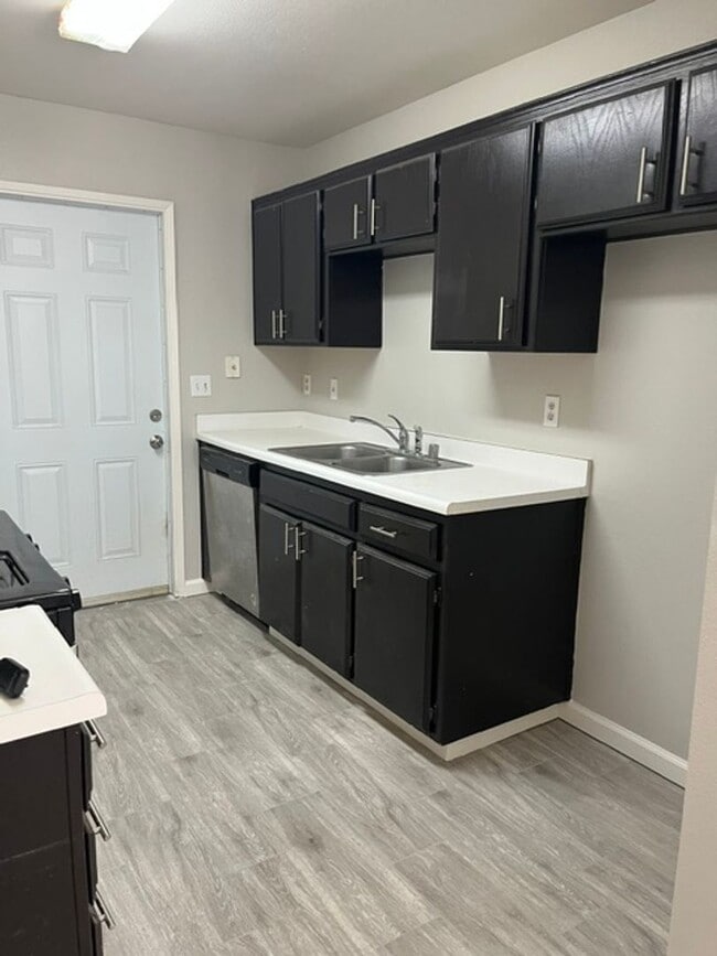 Photo - 3007 Brookside Dr Unit 3007-B