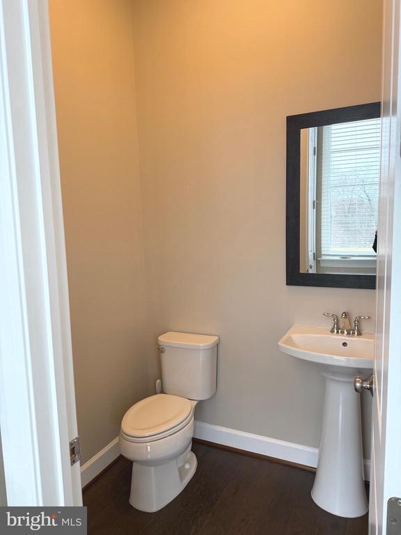 Photo - 20396 Roslindale Dr