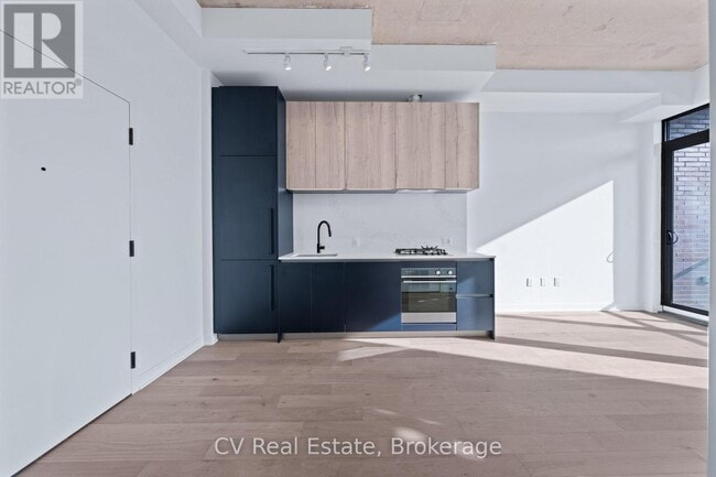 Photo - 2625 Dundas St W Unit 810