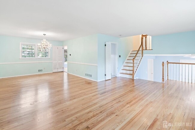 10 Woodruff Rd