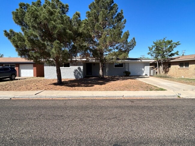 Photo - Beautiful Home on the Eastside!