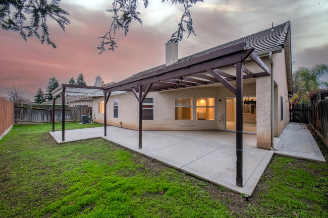 Photo - 7224 N Bonadelle Ave
