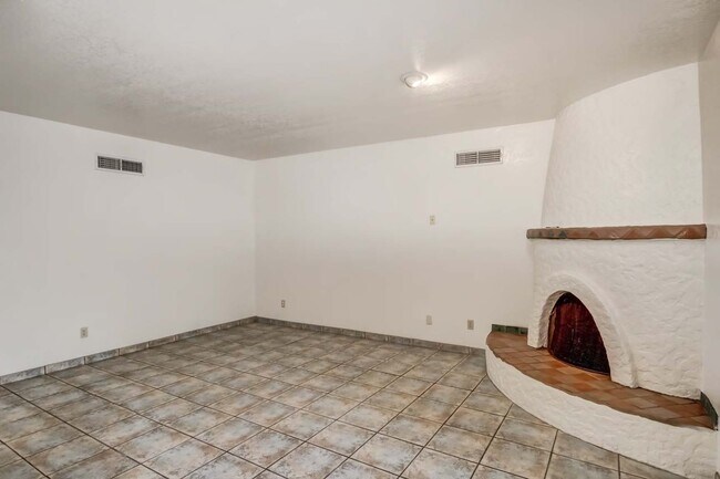 Photo - 5374 N Flint Ave