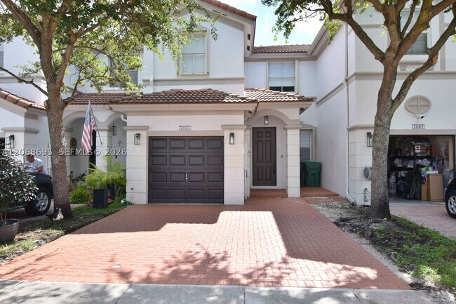 7855 NW 110th Ave