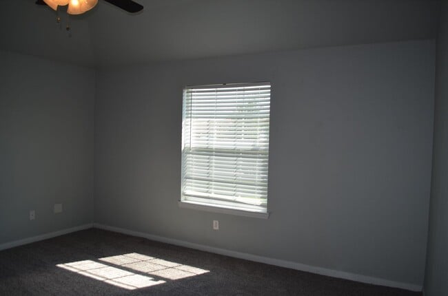 Photo - 2002Tru Unit A-STILL OCCUPIED BY RESIDENT