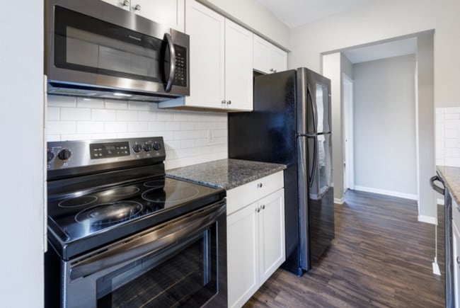 Photo - 10015 Groh Rd