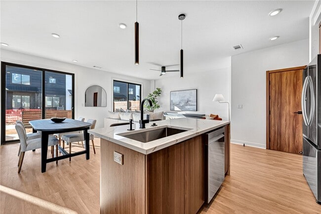 Photo - 1108 Emilia Ave