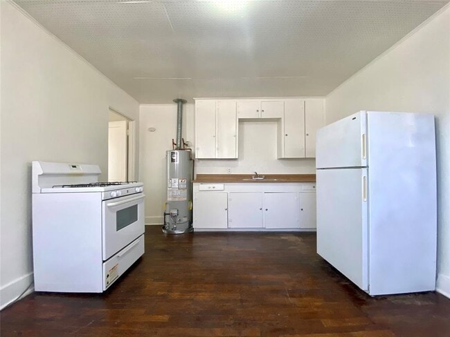 Photo - 5009 Avenue G