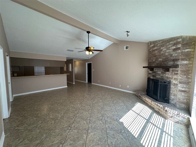 Photo - 7127 Maxwood Dr