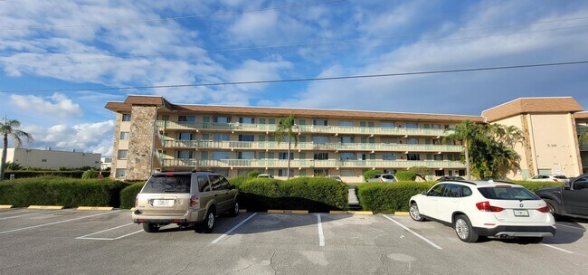 Photo - 300 Village Green Cir S Unit 203