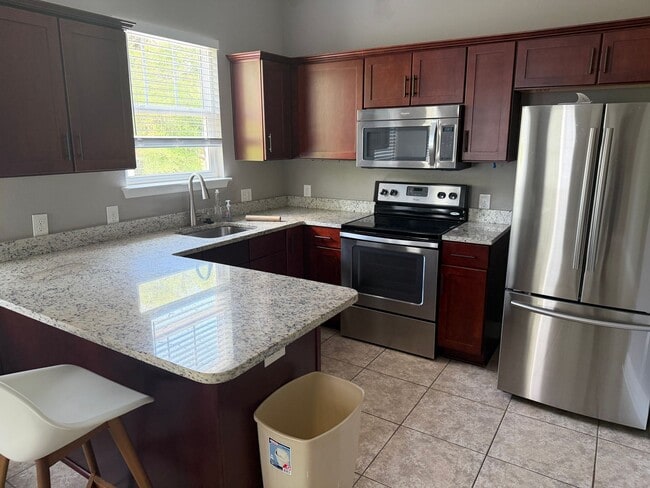 Photo - 1/1 APARTMENT BY DOAK CAMPBELL WITH SMALL YARD Unit 394-PRI-APT