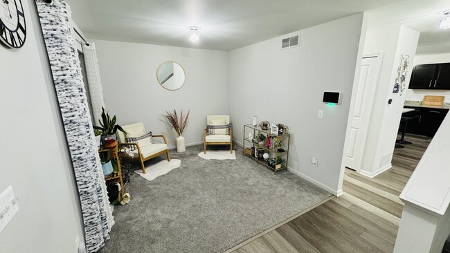 Photo - 1719 Weeping Willow Ct