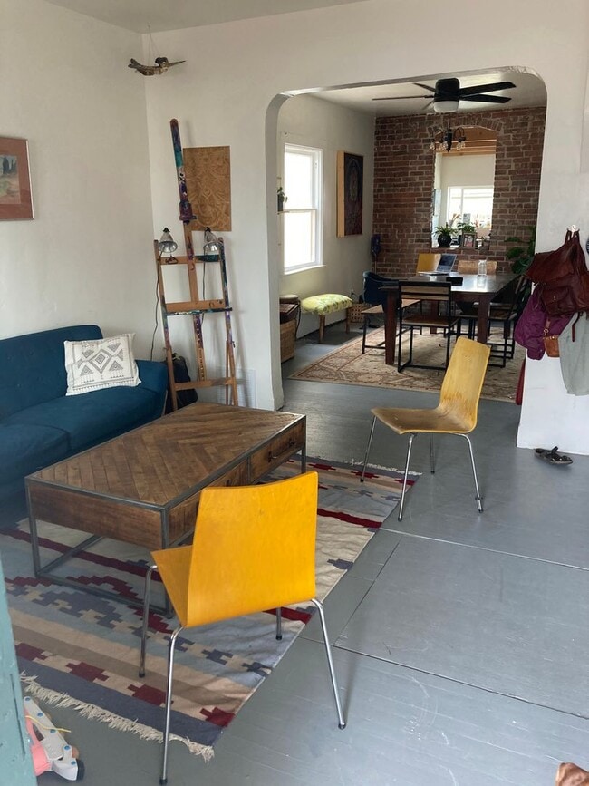 Photo - Charming 2 Bedroom, 2 Bath House for Rent!