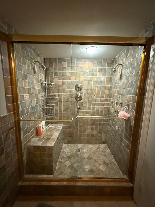 Photo - 11900 Waples Mill Rd Unidad Garden Apartment