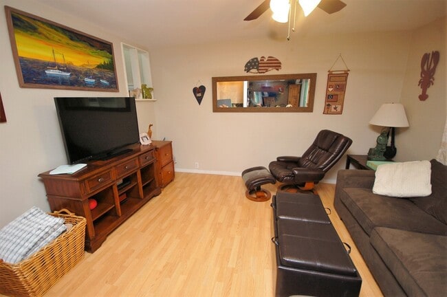Photo - Pacific Beach Condo in Gated Community