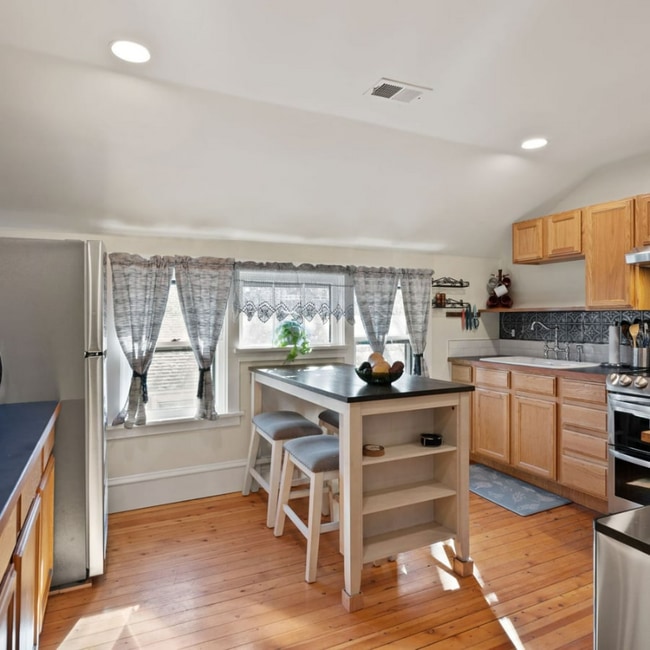 Photo - 503 Mathews St Unit 3