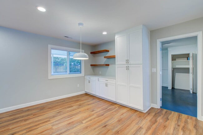 Photo - 1307 Bob White Dr
