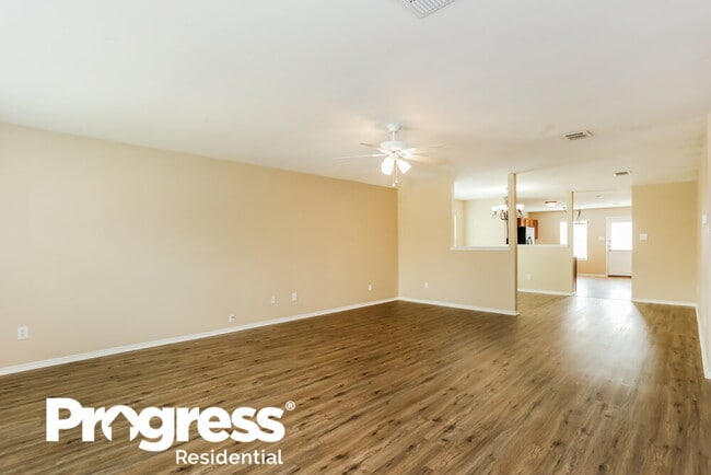 Photo - 8410 River Bluffs Dr