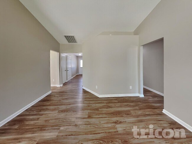 Photo - 3120 Riverbrooke Dr