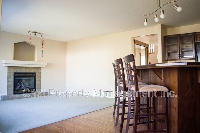 Photo - 4314 McMullen Way SW