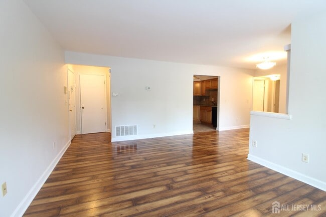 Photo - 3123 Sayre Dr