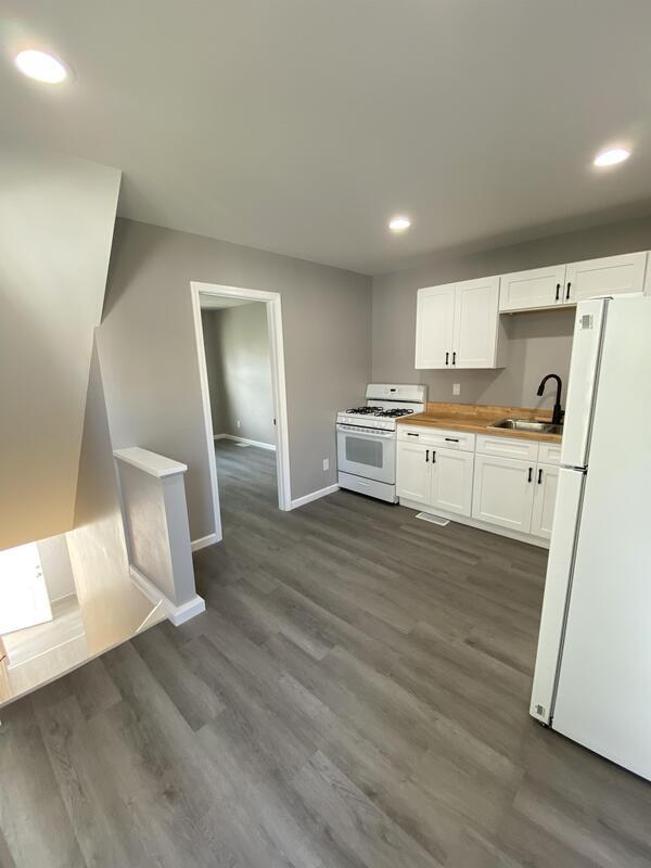 Photo - 18531 Glenfield Rd