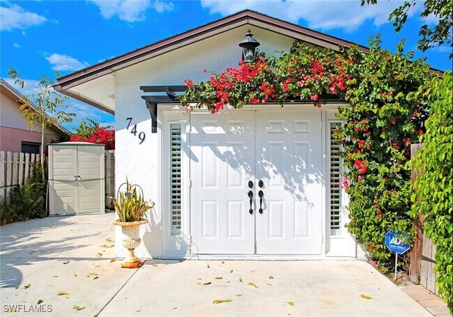 Photo - 749 105th Ave N