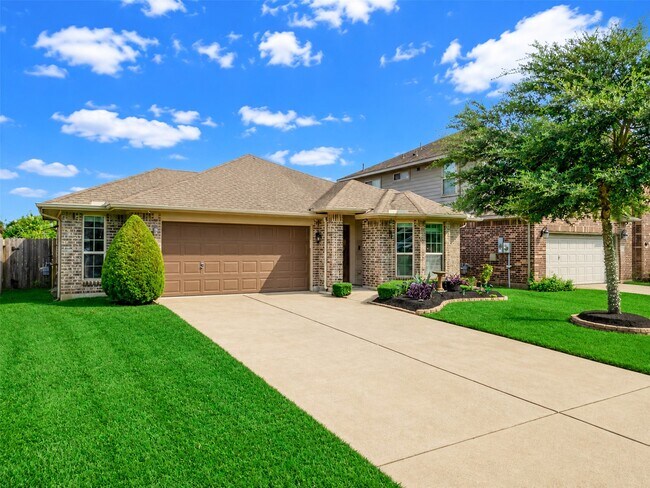 Building Photo - 4827 Ladona Ct