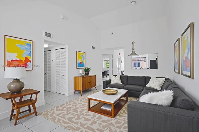 Photo - 13165 SW 64th Terrace Unidad 1008 Rental