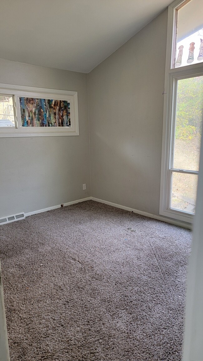 Photo - 2531 Lynner Dr