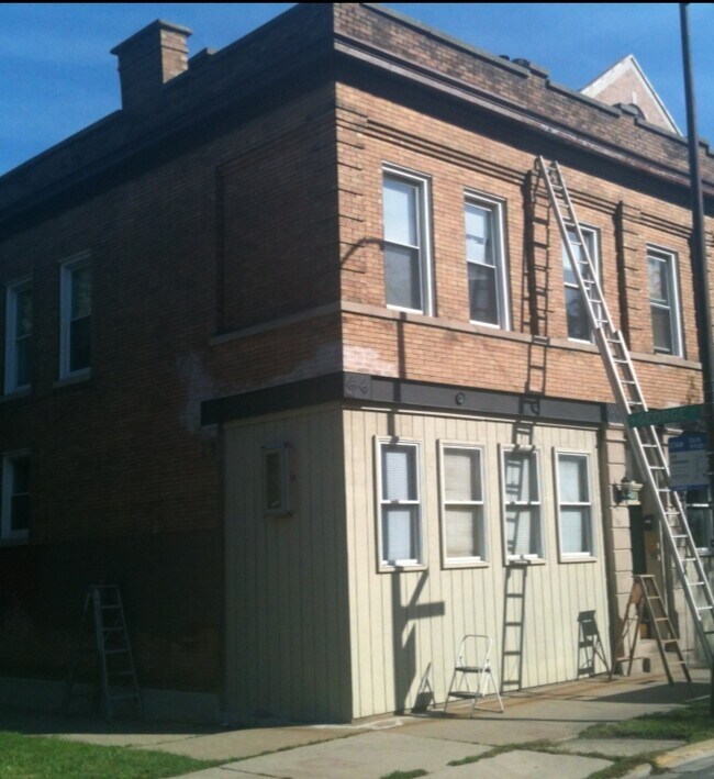 Photo - 2859 N Damen Ave Unit 2 North