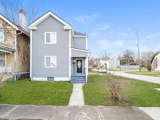 Building Photo - 597 Seymour Ave